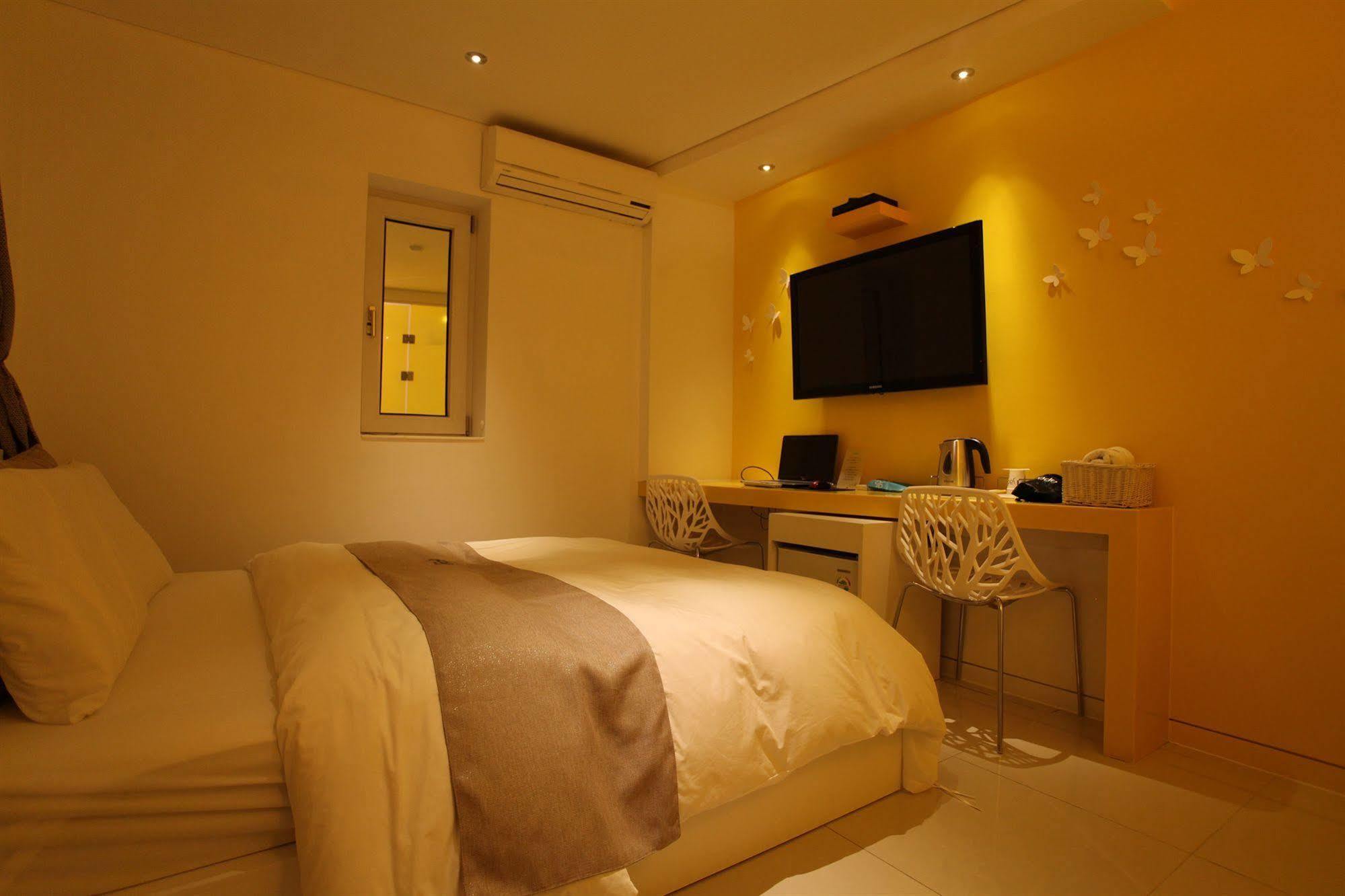 Hotel Jade Сеул Экстерьер фото